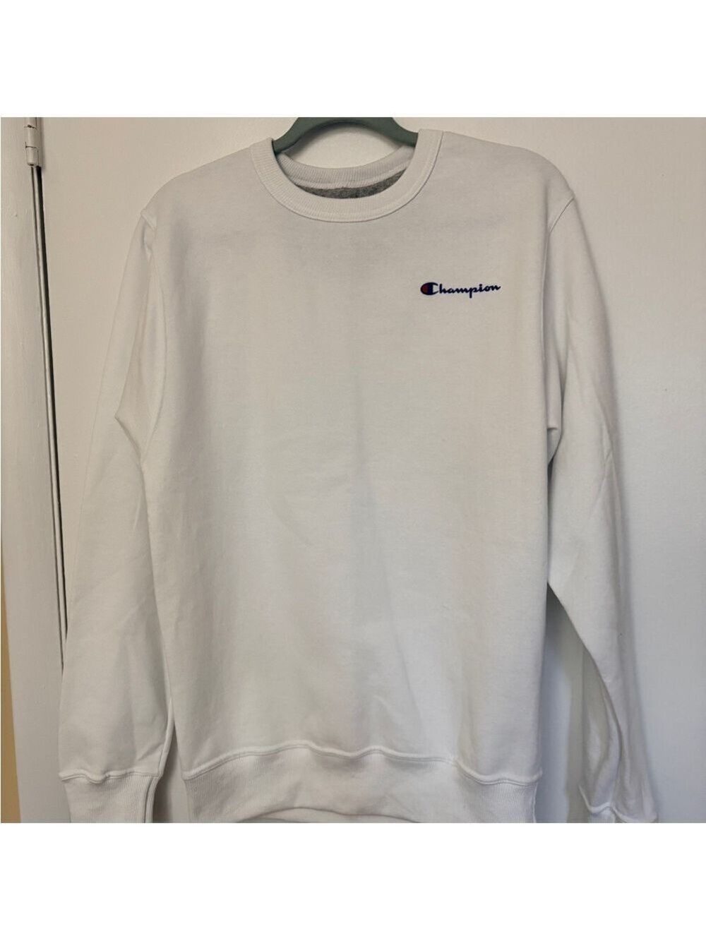 Champion Men's Classic White Crewneck Sweatshirt